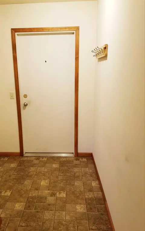 118 E Pine St, Wheatfield, IN 46392 photo 9