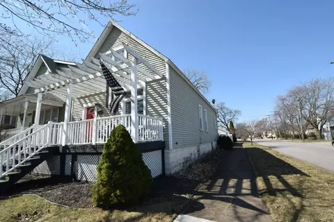1704 Myrtle Ave, Whiting, IN 46394 photo 3