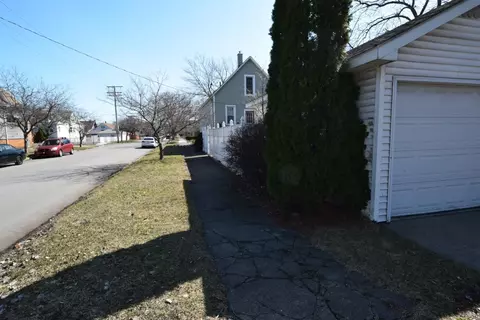 1704 Myrtle Ave, Whiting, IN 46394 photo 4