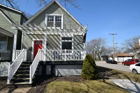 1704 Myrtle Ave, Whiting, IN 46394 photo 1