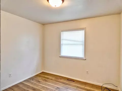 600 Allen St, Gary, IN 46403 photo 7