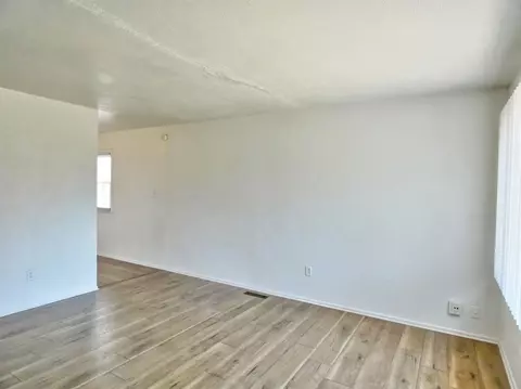 600 Allen St, Gary, IN 46403 photo 3