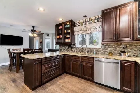 9533 Sullivan Ct, Crown Point, IN 46307 photo 7