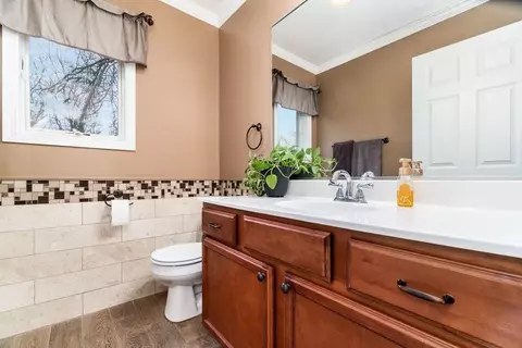 9533 Sullivan Ct, Crown Point, IN 46307 photo 5
