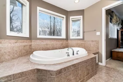 9533 Sullivan Ct, Crown Point, IN 46307 photo 11