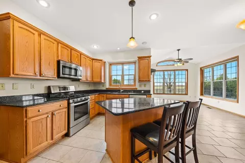9932 New Devon St, Munster, IN 46321 photo 6