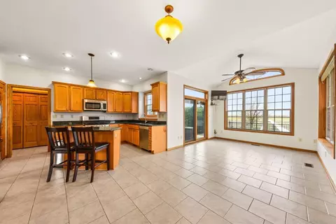 9932 New Devon St, Munster, IN 46321 photo 8