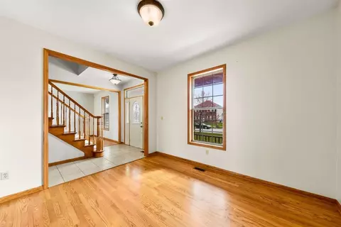 9932 New Devon St, Munster, IN 46321 photo 14