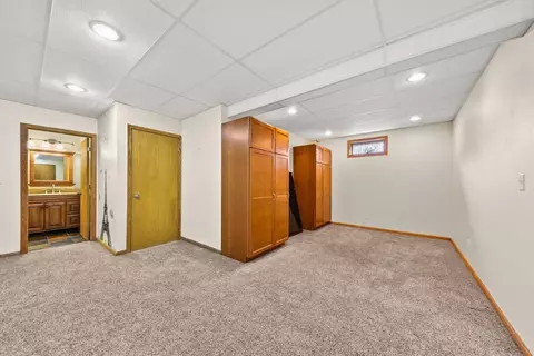 9932 New Devon St, Munster, IN 46321 photo 25