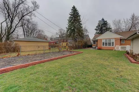 225 Beverly Pl, Munster, IN 46321 photo 20