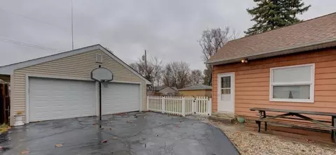 225 Beverly Pl, Munster, IN 46321 photo 18