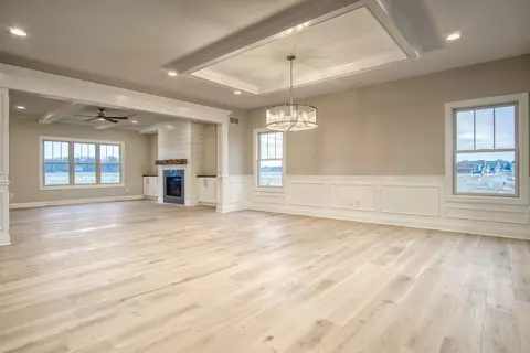 13338 Waterleaf Dr, Saint John, IN 46373 photo 4
