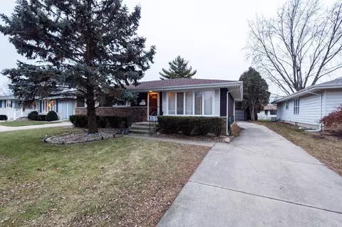 8642 Harrison Ave, Munster, IN 46321 photo 2