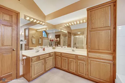 706 Brandonbury Dr, Valparaiso, IN 46383 photo 13
