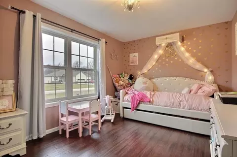 8184 Painted Leaf Dr, De Motte, IN 46310 photo 18