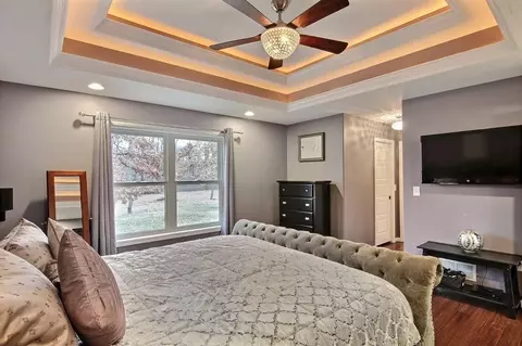8184 Painted Leaf Dr, De Motte, IN 46310 photo 14