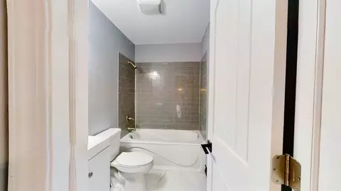 271 Walnut Ln, Crown Point, IN 46307 photo 5