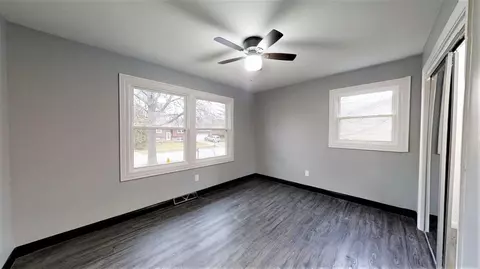 271 Walnut Ln, Crown Point, IN 46307 photo 8
