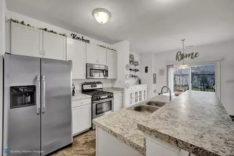 236 Sweetbriar Ct, Lowell, IN 46356 photo 4