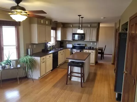 213 Spring View Dr, Porter, IN 46304 photo 4