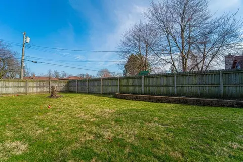 7713 Forest Ave, Munster, IN 46321 photo 39