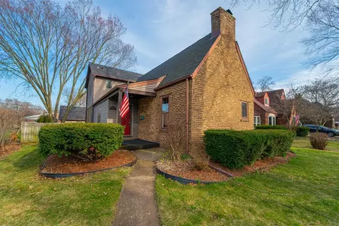 7713 Forest Ave, Munster, IN 46321 photo 1