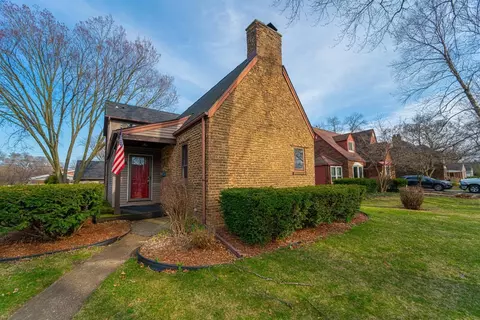 7713 Forest Ave, Munster, IN 46321 photo 2