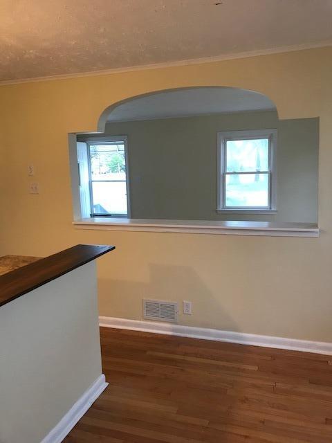 242 N Lindberg St, Griffith, IN 46319 photo 4