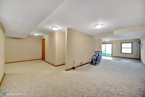 7322 E 107th Ct, Crown Point, IN 46307 photo 22