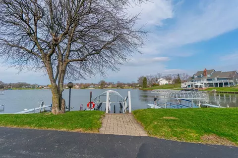 5045 Spinnaker Ln #D, Crown Point, IN 46307 photo 33