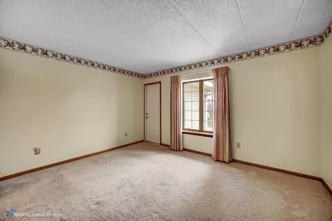 8831 Harrison Ave #204, Munster, IN 46321 photo 10