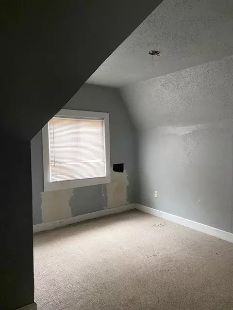 413 Roosevelt St, Gary, IN 46404 photo 13
