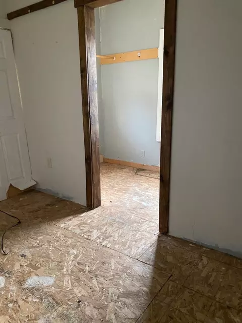 413 Roosevelt St, Gary, IN 46404 photo 8