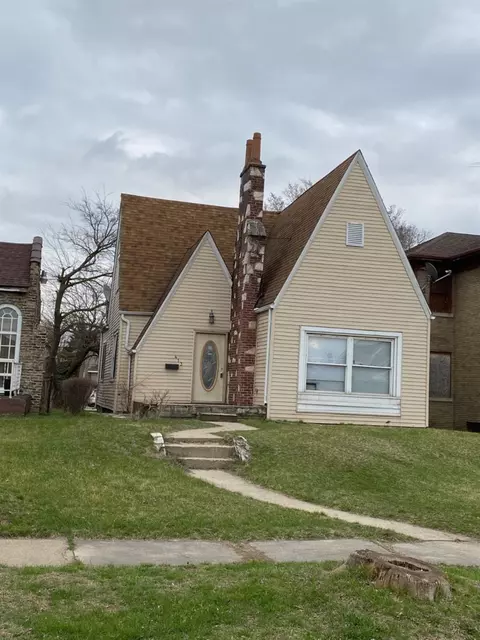 413 Roosevelt St, Gary, IN 46404 photo 1
