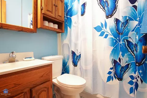 610 James Pl, Griffith, IN 46319 photo 8