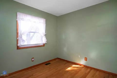 610 James Pl, Griffith, IN 46319 photo 17