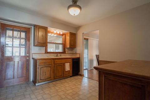 636 211th St, Dyer, IN 46311 photo 8