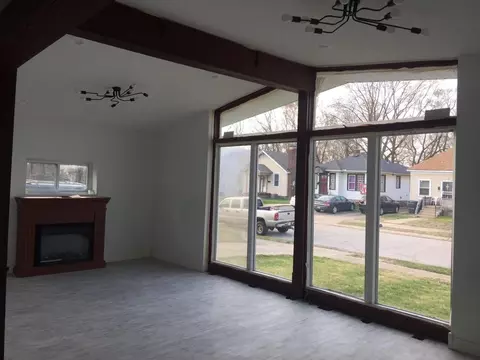 5707 E 5th Pl, Gary, IN 46403 photo 4