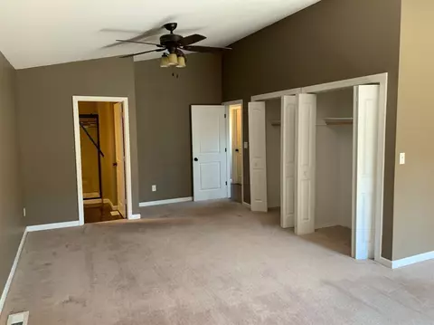 8021 Hickory Ave, Gary, IN 46403 photo 14