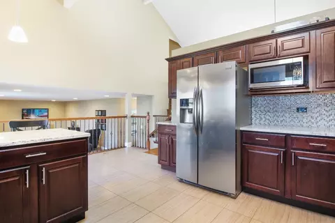 9768 Tulip Ln, Saint John, IN 46373 photo 9