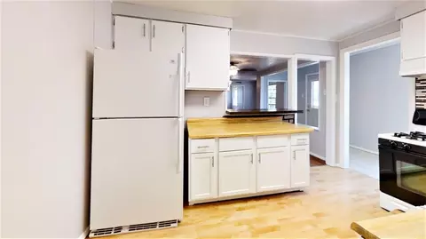 304 N Jay St, Griffith, IN 46319 photo 10