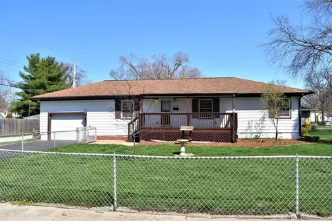 304 N Jay St, Griffith, IN 46319 photo 2