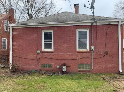 755 Hanley St, Gary, IN 46406 photo 2