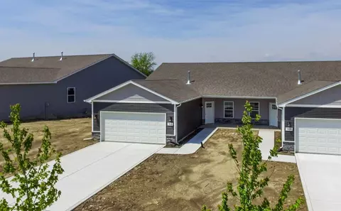 7753 Wright St, Merrillville, IN 46410 photo 1