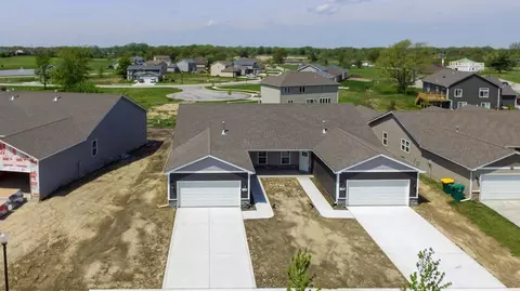 7753 Wright St, Merrillville, IN 46410 photo 3
