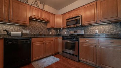 5060 Spinnaker Ln #E, Crown Point, IN 46307 photo 13