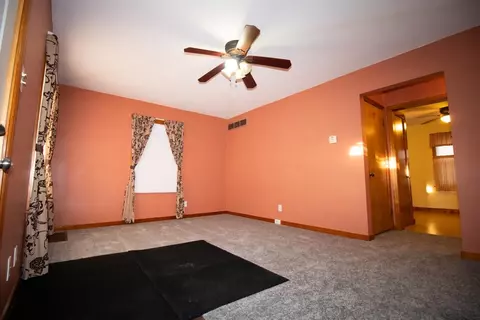 6936 Baring Ave, Hammond, IN 46324 photo 2