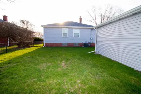 6936 Baring Ave, Hammond, IN 46324 photo 12