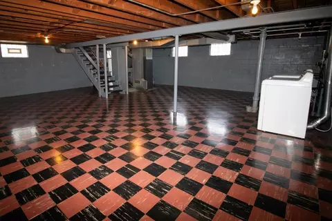 6936 Baring Ave, Hammond, IN 46324 photo 10