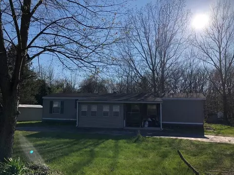 4085 Heritage Dr, Wheatfield, IN 46392 photo 1
